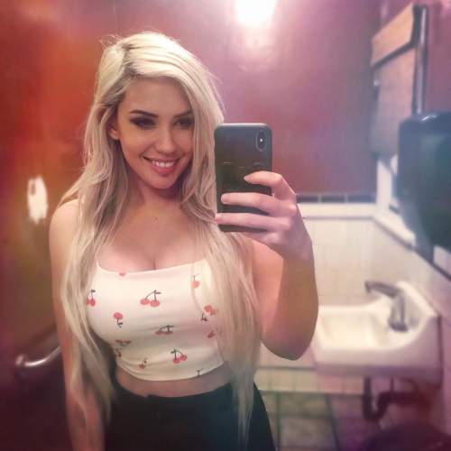 Alanah Pearce's measurements, bio, height, weight, shoe, and bra size