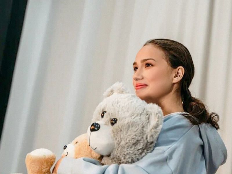 Alina Zagitova measurements, bio, height, weight, shoe, and bra size