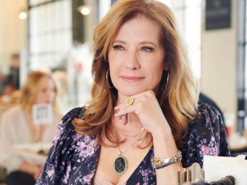 Nancy Travis measurements, bio, height, weight, shoe and bra size