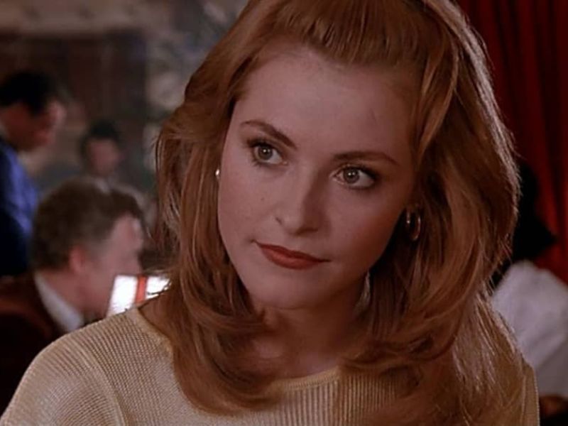 Amanda Donohoe's measurements, bio, height, weight, shoe, and bra size