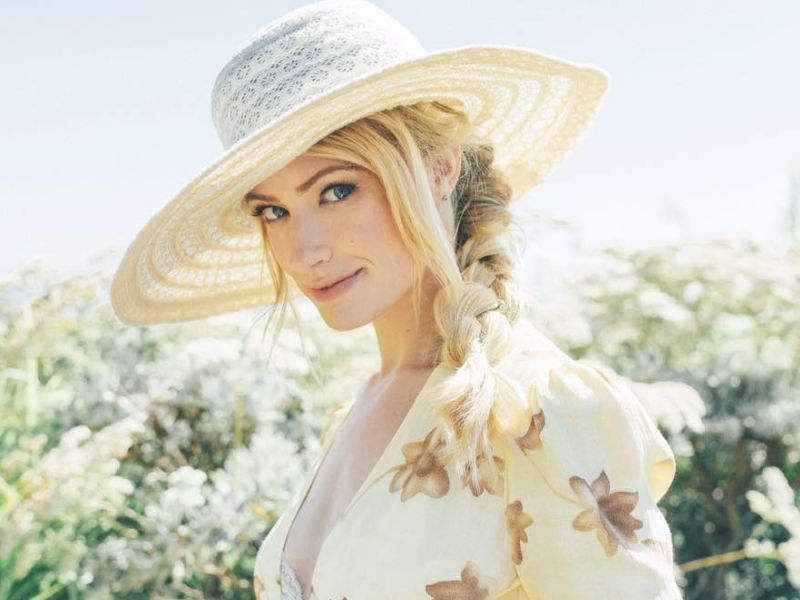 Beth Behrs measurements, bio, height, weight, shoe, and bra size