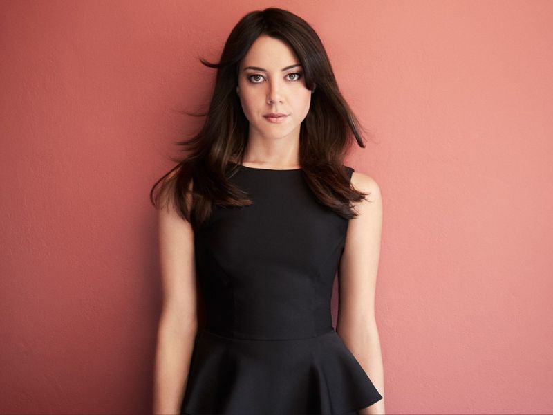Aubrey Plaza measurements, bio, height, weight, shoe and bra size