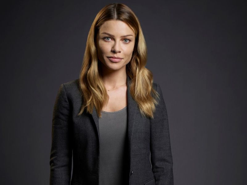 Lauren German measurements, bio, height, weight, shoe, and bra size