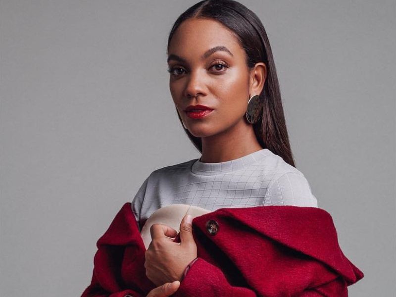 Lyndie greenwood measurements, bio, height, weight, shoe and bra size