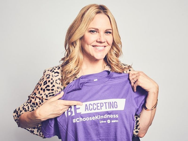 Mary McCormack measurements, bio, height, weight, shoe and bra size