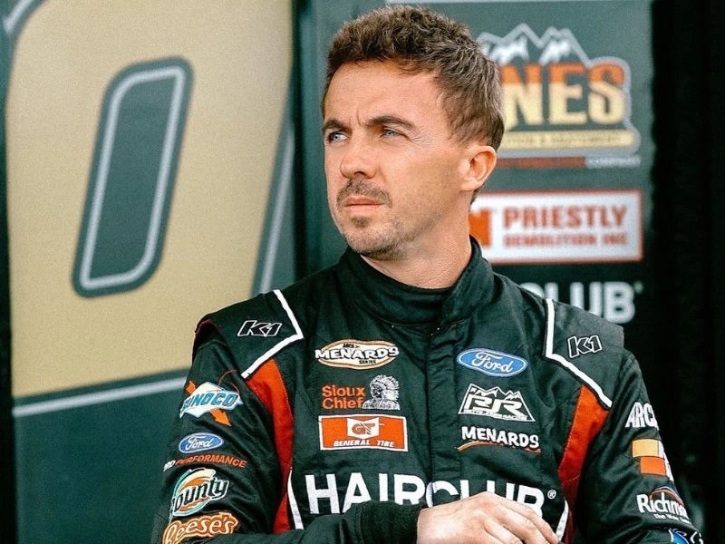 Frankie Muniz measurements, bio, height, weight, shoe