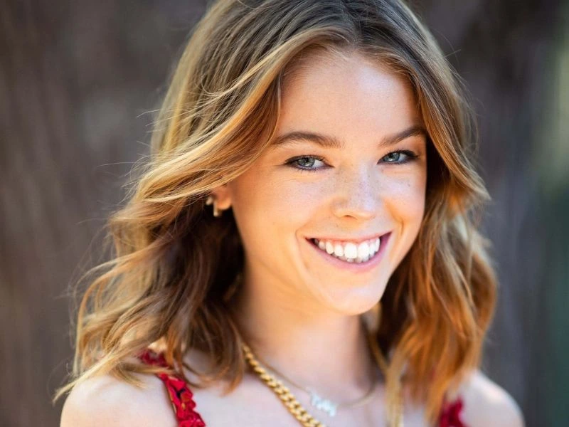 Milly Alcock measurements, bio, height, weight, shoe and bra size