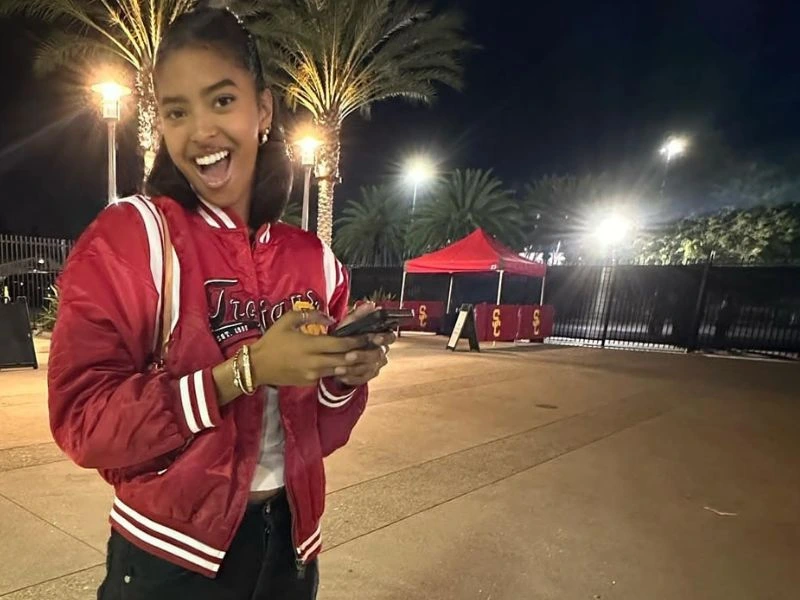 Vanessa Bryant measurements, bio, height, weight, shoe and bra size