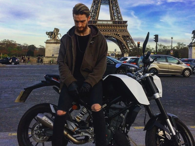 Steven Spielberg measurements, bio, height, weight, shoe