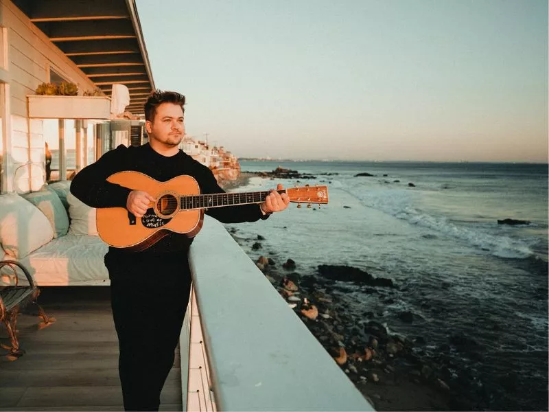 Hunter Hayes measurements, bio, height, weight, shoe