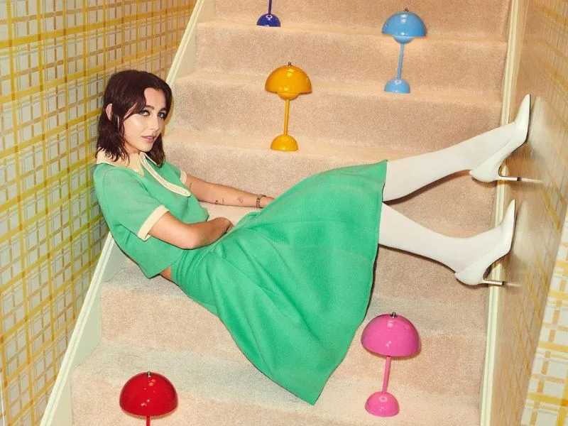 Emma Chamberlain measurements, bio, height, weight, shoe and bra size