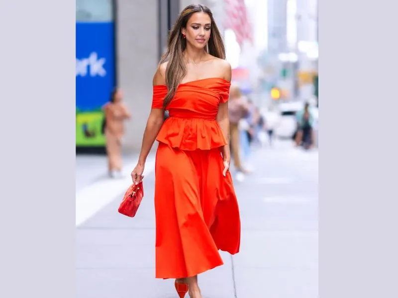 Jessica Alba measurements, bio, height, weight, shoe and bra size