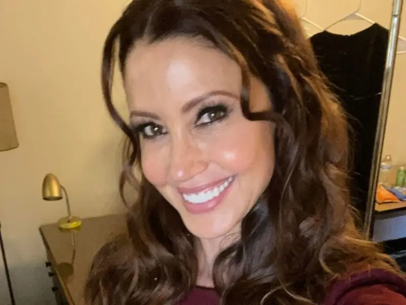 Shannon Elizabeth's measurements, bio, height, weight, shoe and bra size