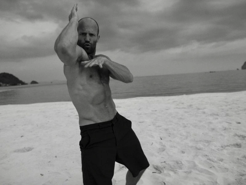 Jason Statham measurements, bio, height, weight, shoe size