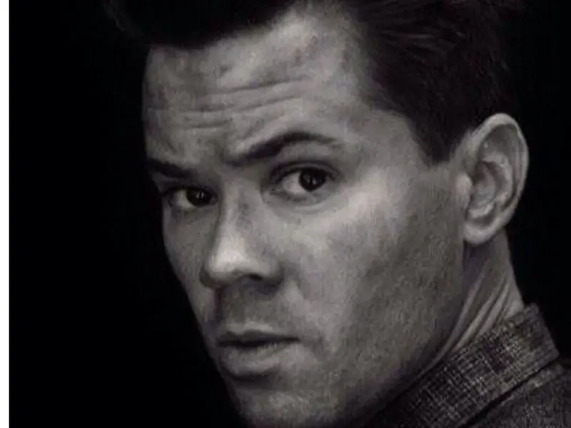 Andrew Rannells measurements, bio, height,weight, shoe size