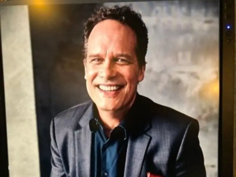 Diedrich Bader measurements, bio, height,weight, shoe size