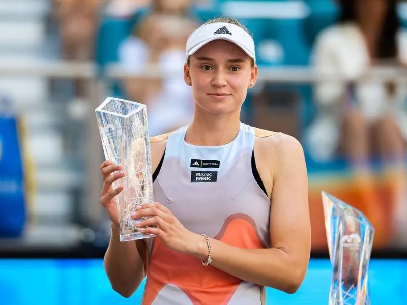 Elena Rybakina measurements, bio, height, weight, shoe and bra size