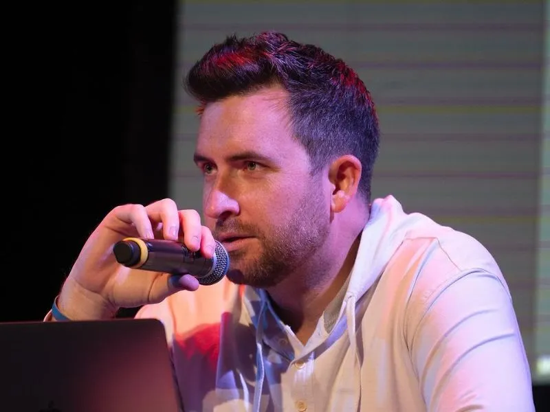  J. Mac measurements, bio, height, weight, shoe size