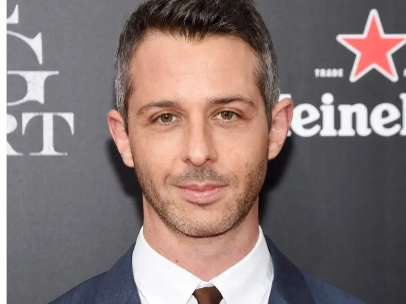 Jeremy Strong measurements, bio, height,weight, shoe size