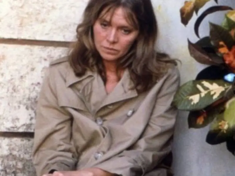 Melinda Dillon measurements, bio, height,weight, shoe and bra size