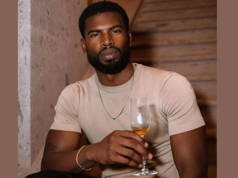 Broderick Hunter measurements, bio, height, weight, shoe size