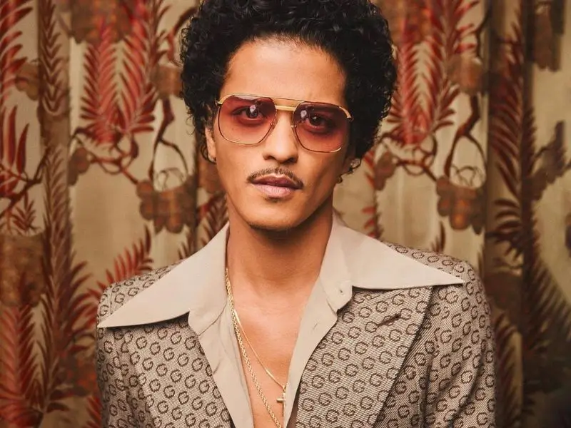 Bruno Mars measurements, bio, height,weight, shoe size