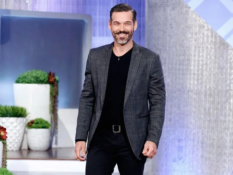 Eddie Cibrian measurements, bio, height, weight, shoe size