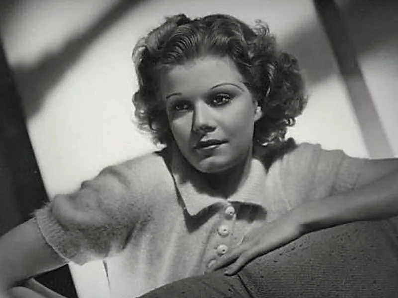 Jean Harlow measurements, bio, height, weight, shoe and bra size