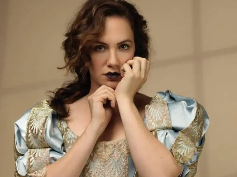Kate Siegel measurements, bio, height, weight, shoe and bra size