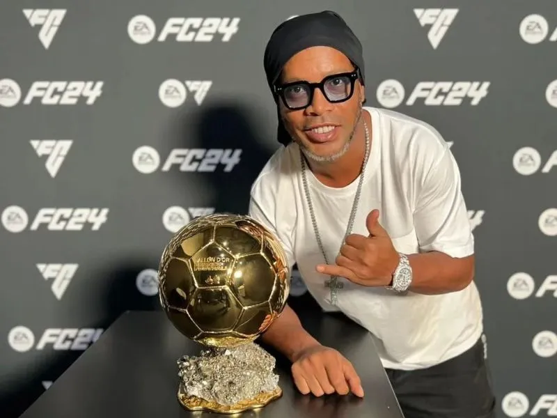 Ronaldinho measurements, bio, height, weight, shoe size