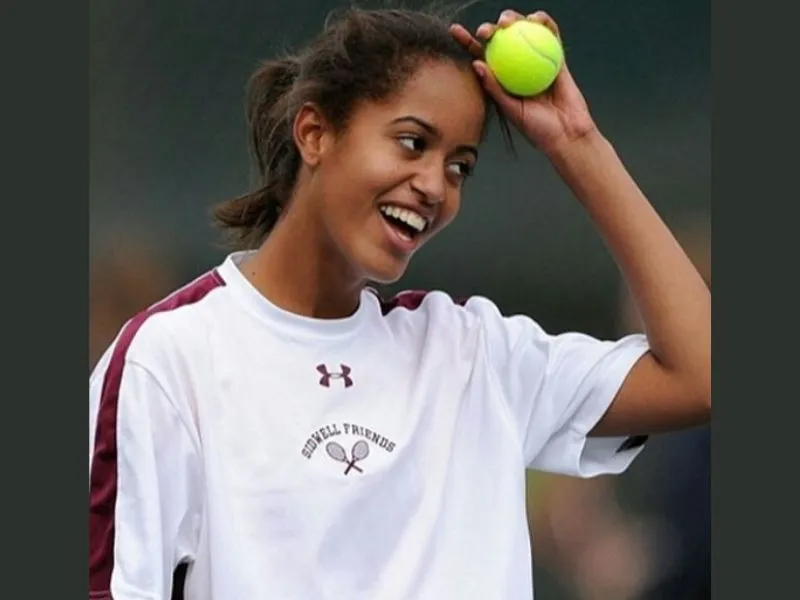 Malia Ann Obama measurements, bio, height, weight, shoe and bra size