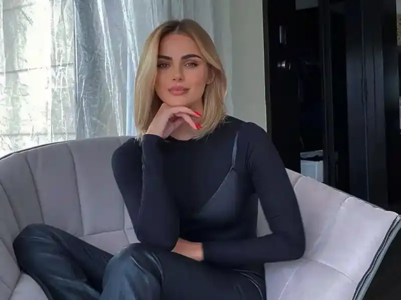 Xenia Deli Measurements, bio, height, weight, shoe and bra size