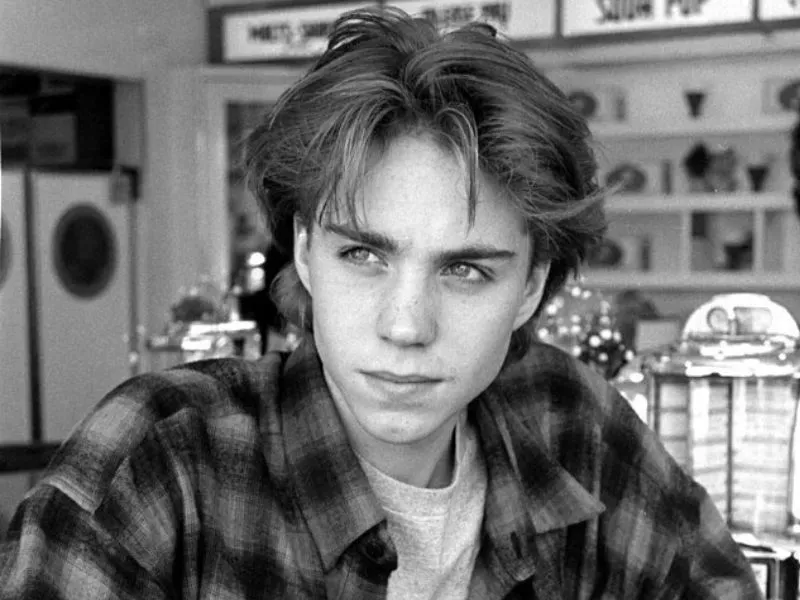 Jonathan Brandis Measurements, bio, height, weight, shoe size