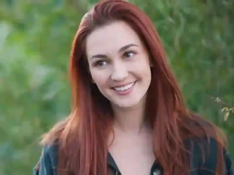 Katherine Barrell Measurements, bio, height, weight, shoe and bra size