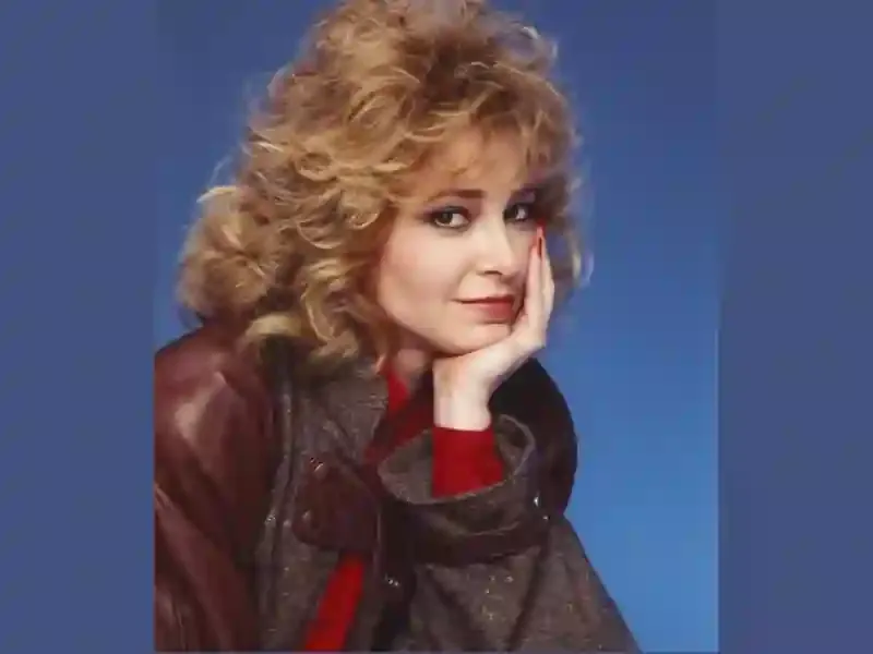 Lisa Eilbacher Measurements, bio, height, weight, shoe and bra size