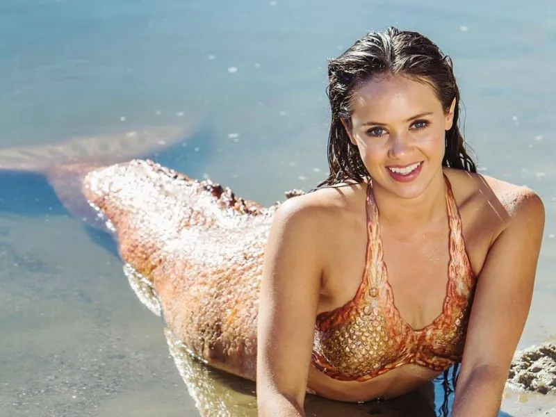 Allie Bertram measurements, bio, height, weight, shoe and bra size