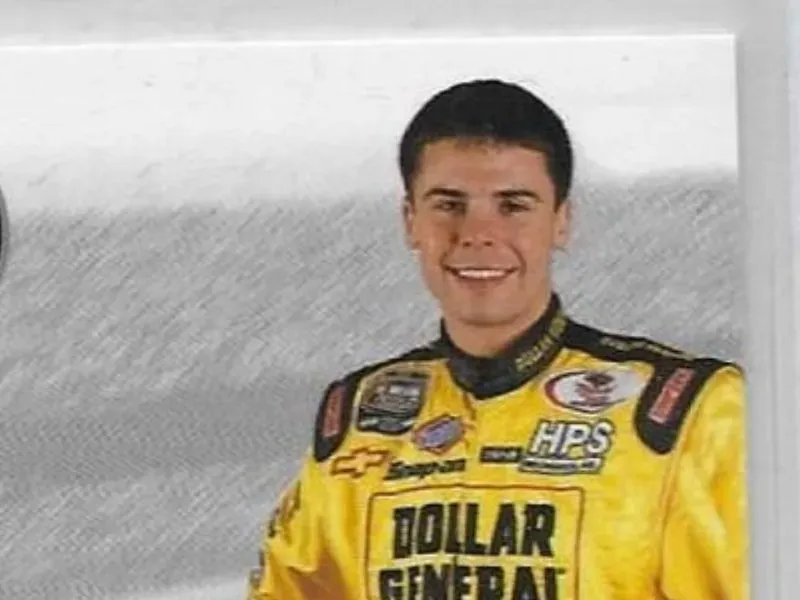 Burney Lamar Measurements, bio, height, weight, shoe size