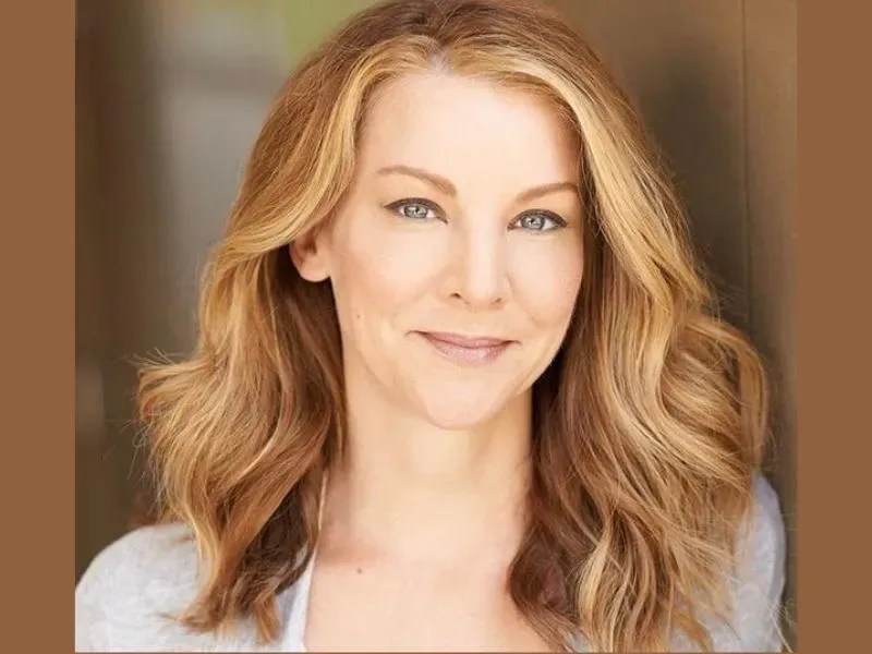 Elizabeth Anne Allen Measurements, bio, height, weight, shoe and bra size