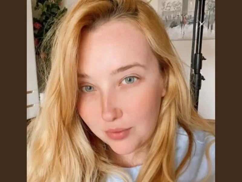 Samantha Rone Measurements, bio, height, weight, shoe and bra size