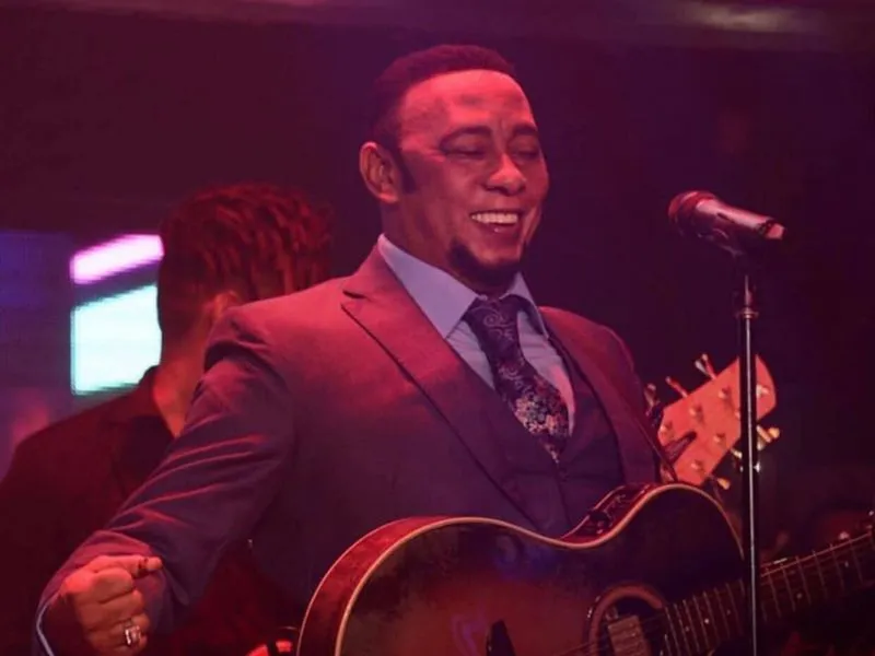 Anthony Santos Measurements, bio, height, weight, shoe size