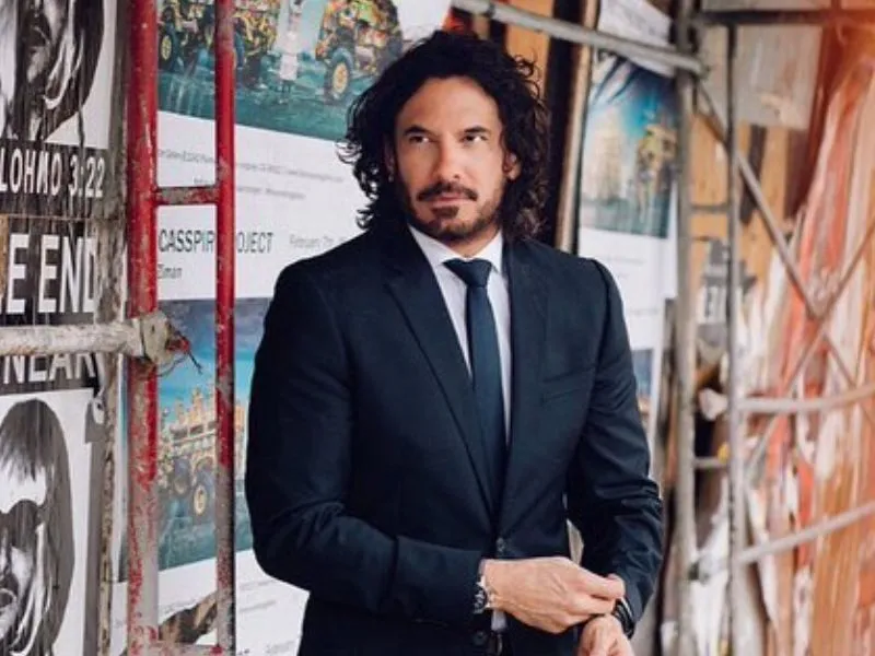 Mario Cimarron Measurements, bio, height, weight, shoe size