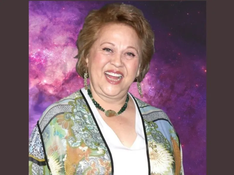 Amy Hill Measurements, bio, height, weight, shoe and bra size