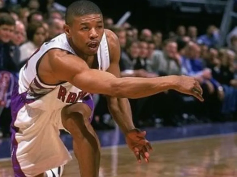 Muggsy Bogues Measurements, bio, height, weight, shoe size