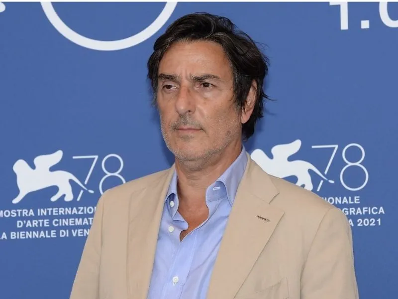 Yvan Attal Measurements, bio, height, weight, shoe size