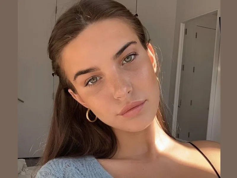 Charlotte Dalessio Measurements, bio, height, weight, shoe and bra size