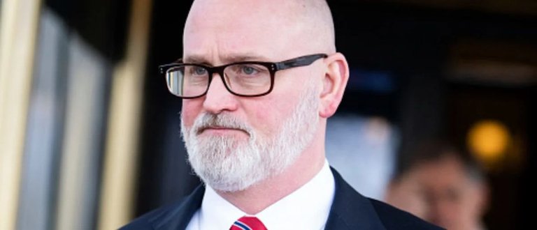 Derrick Van Orden
