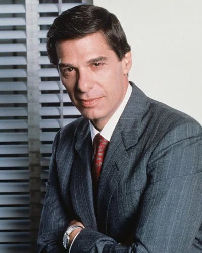 Arthur Taxier