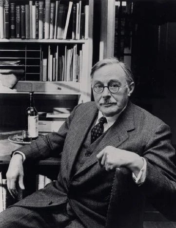 Gordon Russell