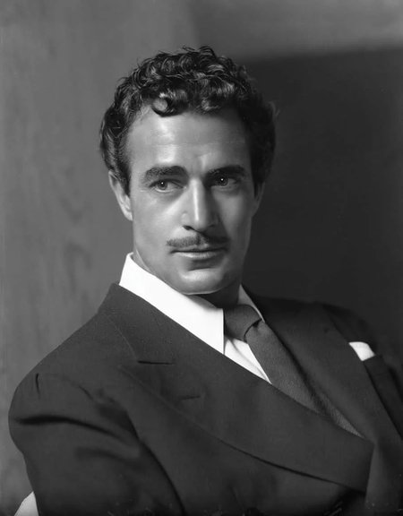 Gilbert Roland