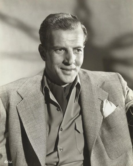 Bruce Bennett